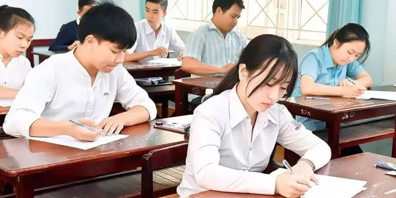 Đề Thi Minh Họa 2025 – Những Thay Đổi Quan Trọng Cần Lưu Ý