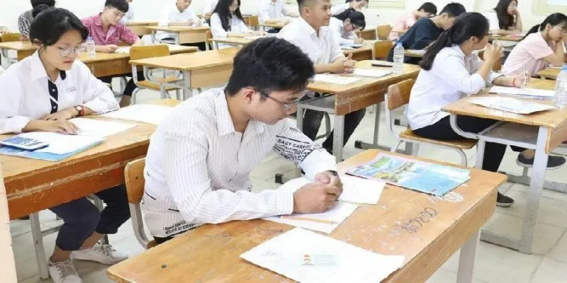 Đề Thi Minh Họa 2025 – Những Thay Đổi Quan Trọng Cần Lưu Ý