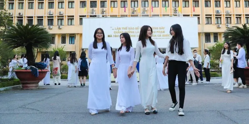 Tác Động Đến Sinh Viên Và Giảng Viên