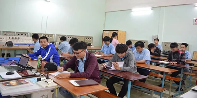 Các Quy Định Cơ Bản Trong Luật Giáo Dục Nghề Nghiệp